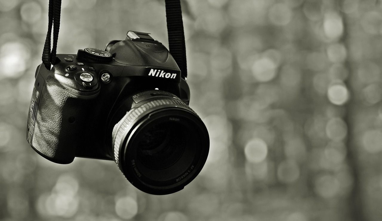 Poradnik: Jakie akcesoria fotograficzne warto mieć?